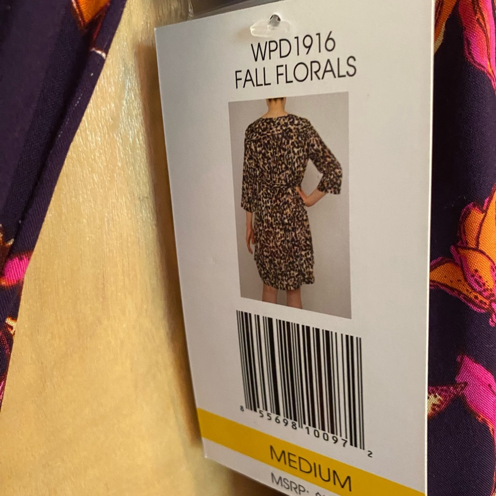 Cute Fall Floral Print Beachlunchlounge Shift Dress with 3/4 sleeve - NWT - Picture 2 of 4